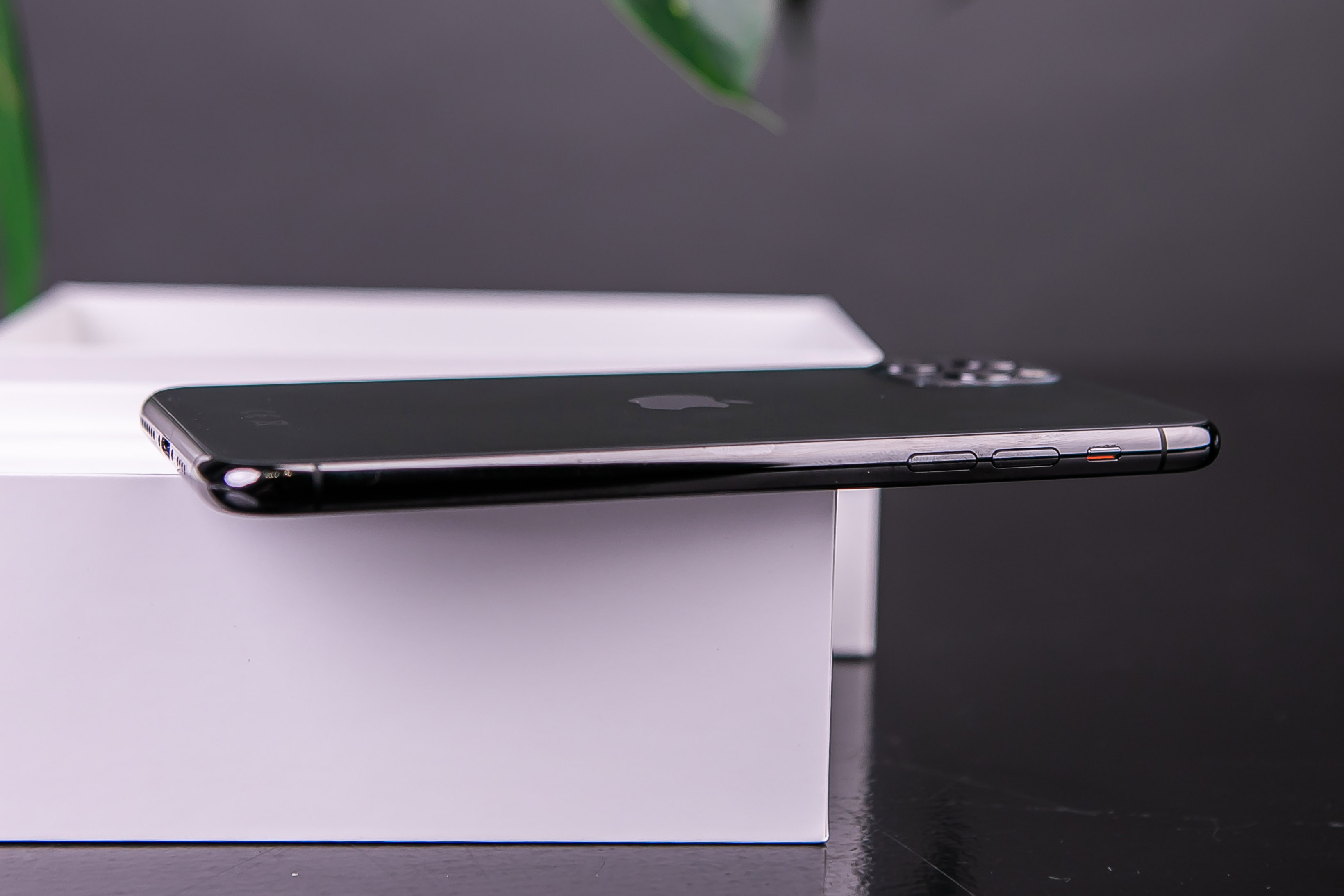 iPhone 11 Pro Max 256gb, SG (MWH42) б/у